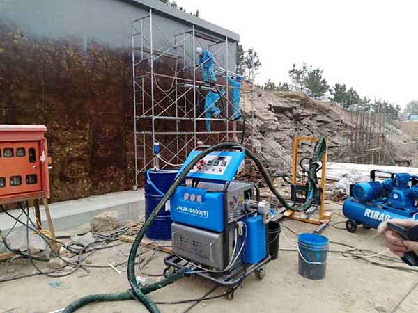 九旭哪一個(gè)型號(hào)的噴涂設(shè)備銷(xiāo)量高(圖1)